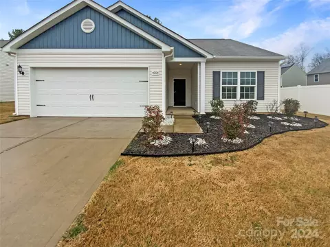 4004 Munson Dr, Charlotte, NC 28215