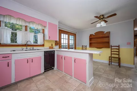 2510 Moore Rd, Mill Spring, NC 28756 photo 10