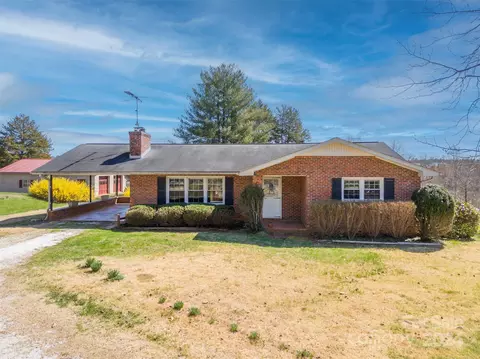 2510 Moore Rd, Mill Spring, NC 28756 photo 4