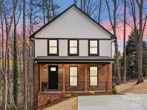 502 5th Ne Ave NE, Conover, NC 28613