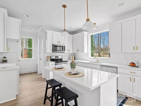 502 5th Ne Ave NE, Conover, NC 28613 photo 12