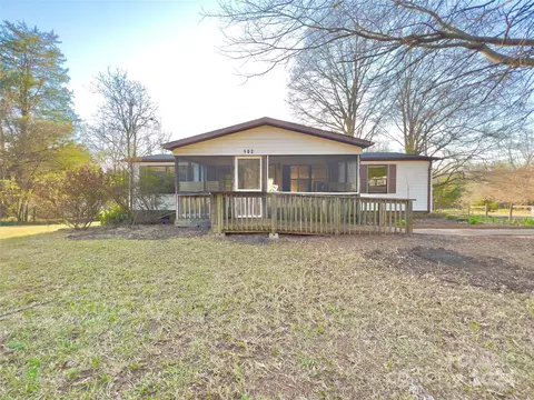 102 Ensign Pl, Mooresville, NC 28117