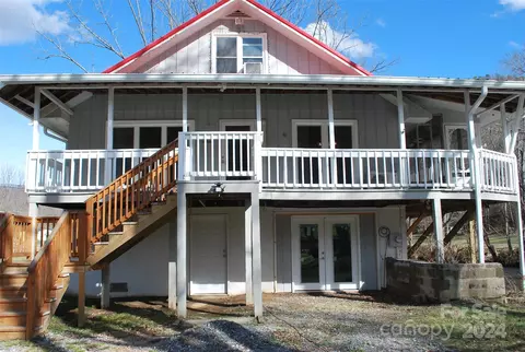 466 Mundy Field Rd, Canton, NC 28716