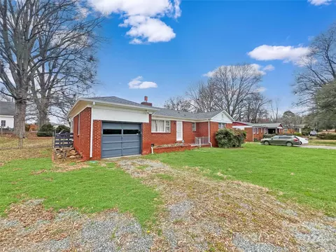 5229 Allen E Rd E, Charlotte, NC 28269