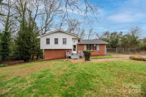 4114 Glenstar Ter, Charlotte, NC 28205