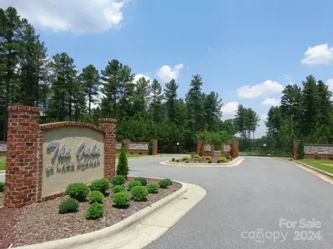 112 Portside 75 Dr #75, Statesville, NC 28677