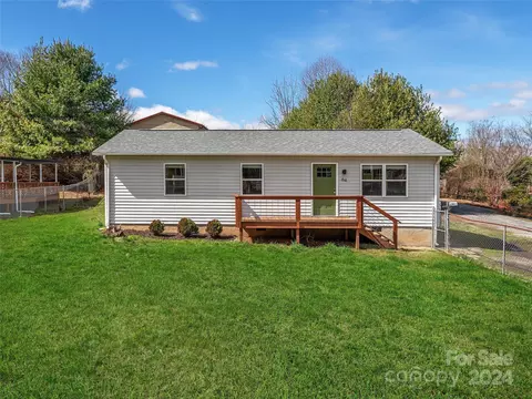 64 Buffalo St, Asheville, NC 28806