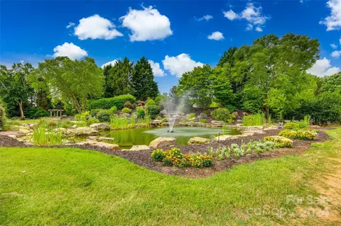Exterior - 1094 Hunters Run Dr, Tega Cay, SC 29708 photo 10 of 14