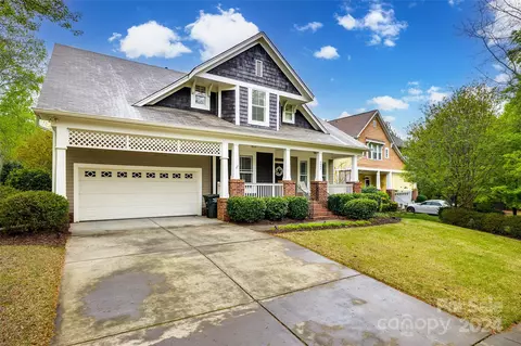 Exterior - 1094 Hunters Run Dr, Tega Cay, SC 29708 photo 6 of 14