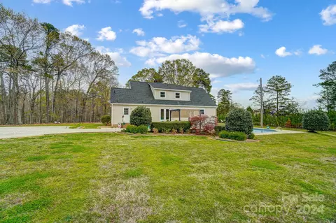 Exterior - 2803 Trinity Church Rd, Monroe, NC 28112 photo 15 of 18