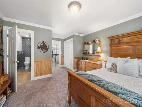 8 Walnut Ln, Fletcher, NC 28732 photo 32