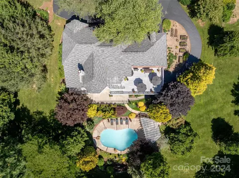 8 Walnut Ln, Fletcher, NC 28732 photo 45
