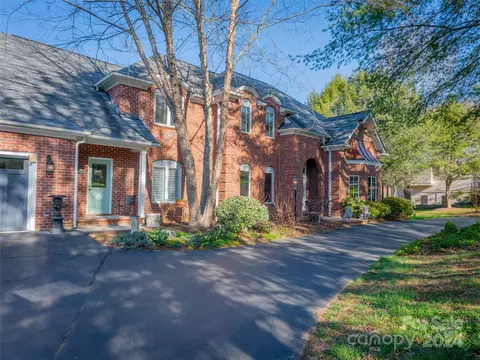 8 Walnut Ln, Fletcher, NC 28732 photo 40