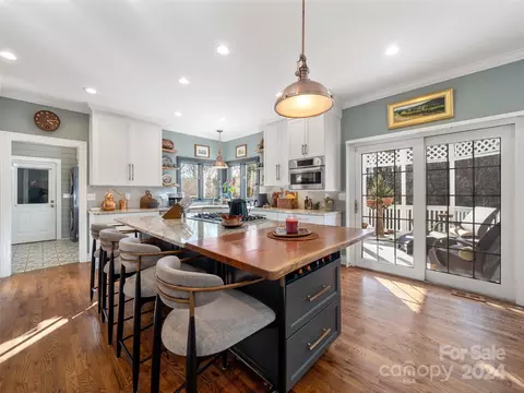 8 Walnut Ln, Fletcher, NC 28732 photo 8