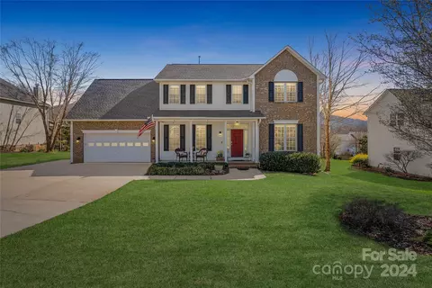 50 Stoney Brook Ct, Fletcher, NC 28732