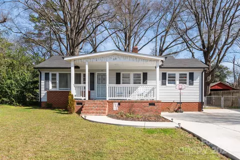 69 Pinecrest Dr, Concord, NC 28027