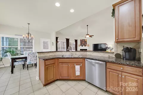 Kitchen - 4150 Flint Dr, Lancaster, SC 29720 photo 2 of 4