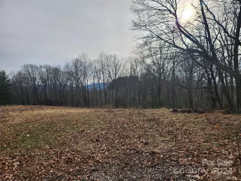 001 Laurel Highlands Dr, Grassy Creek, NC 28617