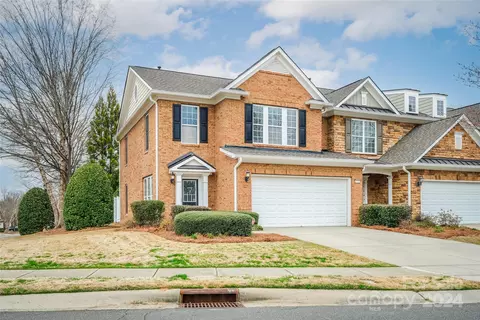 11350 Cedar Walk Dr, Charlotte, NC 28277
