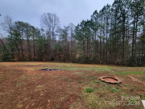 210 Rash Rd, Lincolnton, NC 28092 photo 3