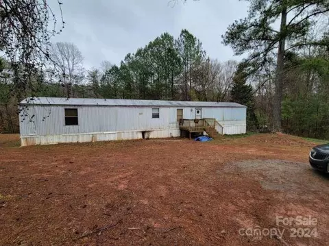 210 Rash Rd, Lincolnton, NC 28092