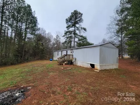 210 Rash Rd, Lincolnton, NC 28092 photo 2