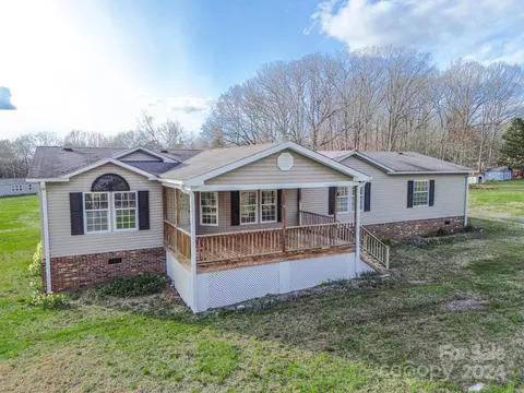 147 Bowman Rd, Mocksville, NC 27028