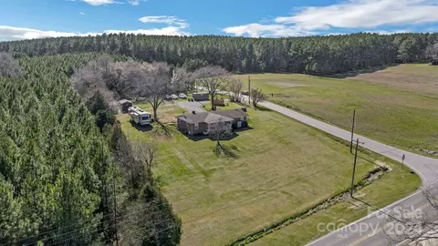 2251 Hahn Scott Rd, Mount Pleasant, NC 28124