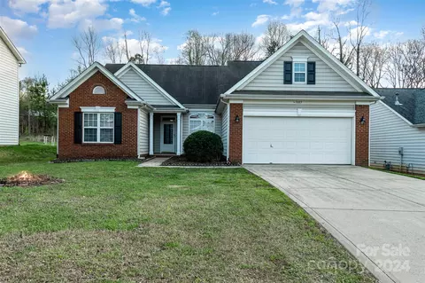 3805 Sipes Ln, Charlotte, NC 28269