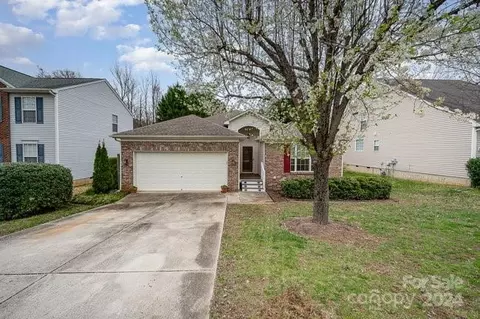10315 Gold Pan Rd, Charlotte, NC 28215