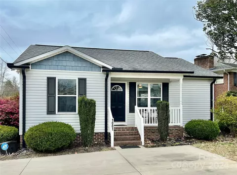 1001 Rainbow Dr, Kannapolis, NC 28081