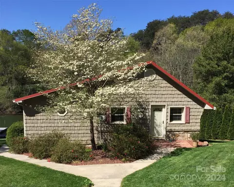 326 Espie Little Rd, Taylorsville, NC 28681