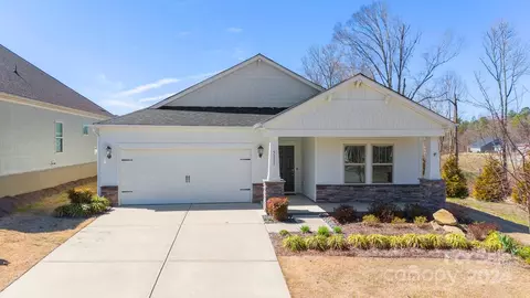 5311 Turtle Creek Dr, Denver, NC 28037