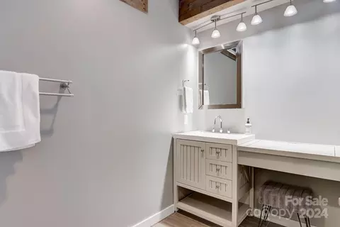 Bath - 1389 Newfound Rd, Canton, NC 28716 photo 4 of 4