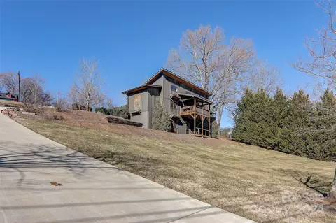 Exterior - 1389 Newfound Rd, Canton, NC 28716 photo 3 of 9