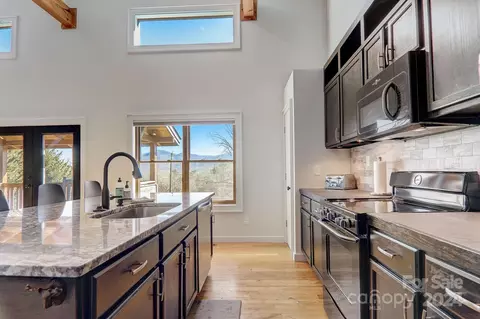 Kitchen - 1389 Newfound Rd, Canton, NC 28716 photo 3 of 3