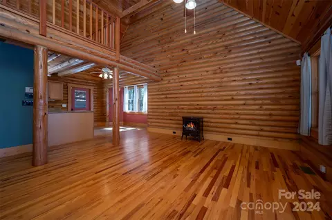 Living - 1150 Mountain Lakes Dr, Tryon, NC 28782 photo 2 of 3