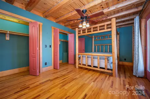 Bedroom - 1150 Mountain Lakes Dr, Tryon, NC 28782 photo 2 of 4