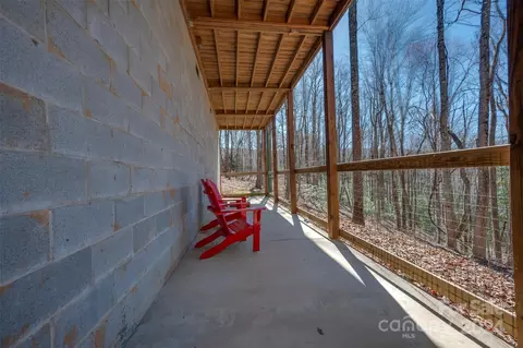 Exterior - 1150 Mountain Lakes Dr, Tryon, NC 28782 photo 7 of 11