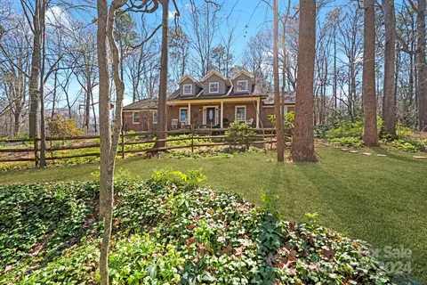 1590 NW Chatham Ct, Concord, NC 28027