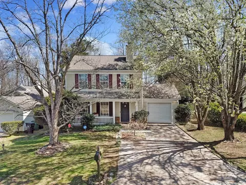 10620 Greatford Ct, Charlotte, NC 28215