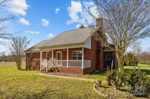 5009 Mammoth Oaks Dr, Monroe, NC 28110
