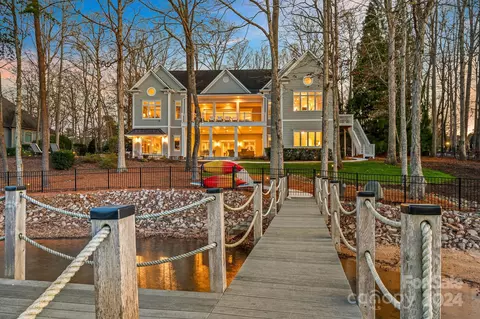 177 Mayfair Rd, Mooresville, NC 28117