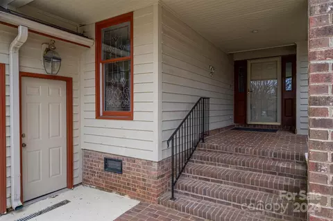 16 Shipmaster Ct, Clover, SC 29710 photo 5