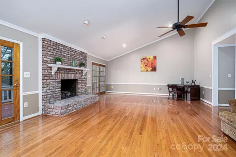 16 Shipmaster Ct, Clover, SC 29710 photo 8