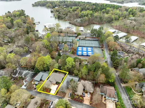 16 Shipmaster Ct, Clover, SC 29710 photo 4