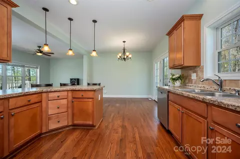 Kitchen - 1975 Whiteside Rd, Mill Spring, NC 28756 photo 3 of 4