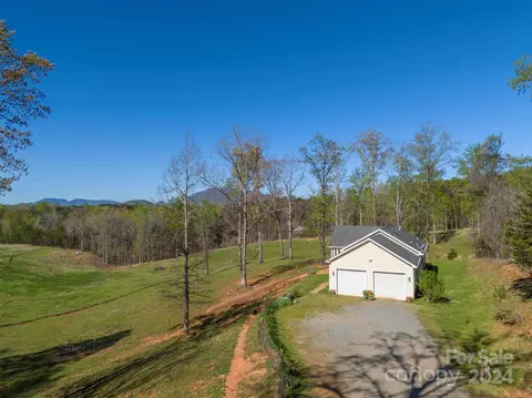Exterior - 1975 Whiteside Rd, Mill Spring, NC 28756 photo 8 of 9