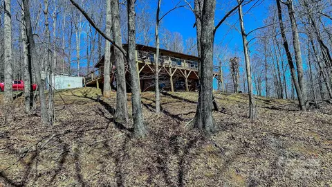 676 Laurel Knob Rd, Todd, NC 28684