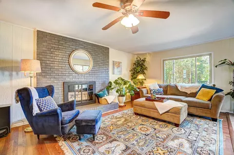 4709 Holbrook Dr, Charlotte, NC 28212